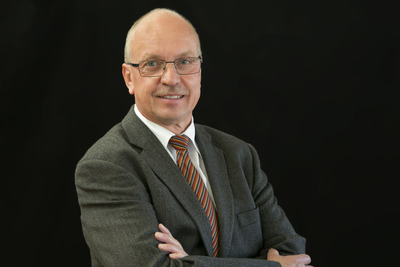 Prof. Dr. Jürgen Gundrum